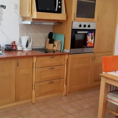 Apartament Lilla *