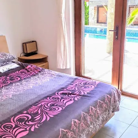 Apartament Lilla *