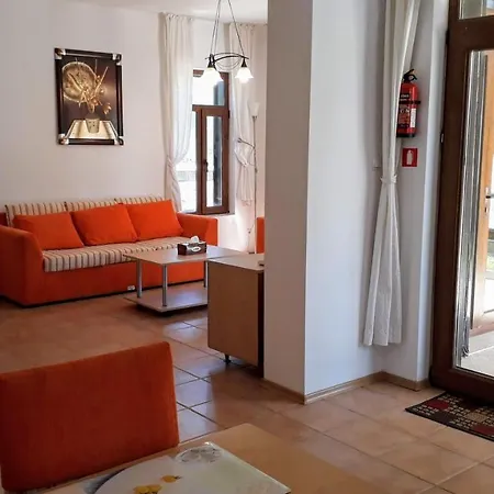 Lilla Apartament *